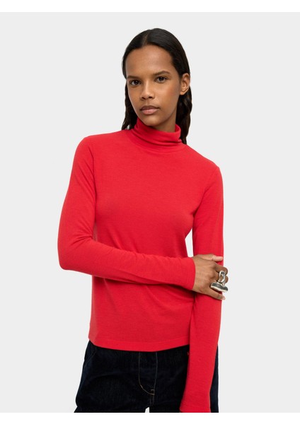 Uzun Kollu ve Yüksek Yakalı T-Shirt fiyatları