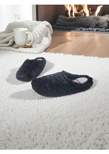 Kışlık Yumuşak Hafif Sessiz Taban Peluş Ev Terlik indirimleri