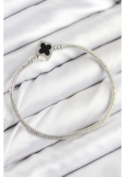 Pirinç Charm Zirkon Taşlı Yonca Model Gümüş Renk Kadın Bileklik