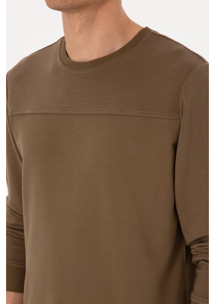 Erkek Haki Sweatshirt 50315455-VR027