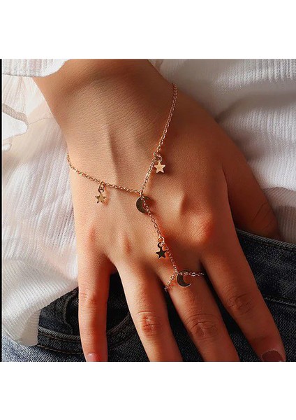 Zarif Aylı Yıldız Kadın Şahmeran ile Şıklığınızı Tamamlayın