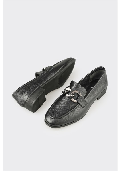 Siyah Deri Kadın Günlük Ayakkabı modelleri