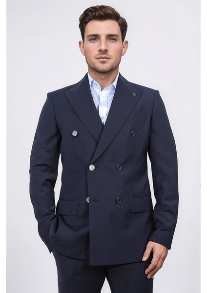 Slim Fit Sivri Yaka Kruvaze Lacivert Takım Elbise