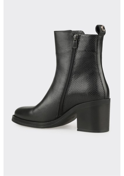 Siyah Deri Kadın Günlük Bot modelleri