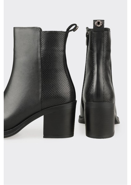 Siyah Deri Kadın Günlük Bot fırsatları