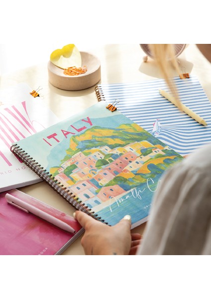 A4 Spiralli Karton Kapak 4'lü Set Kareli Okul Defteri 80 Yaprak - Ders Programlı Çok Renkli fırsatları