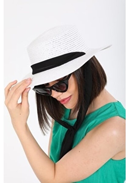 Siyah Kurdeleli Hasır Şapka Kadınlar İçin Zarif Plaj Aksesuarı