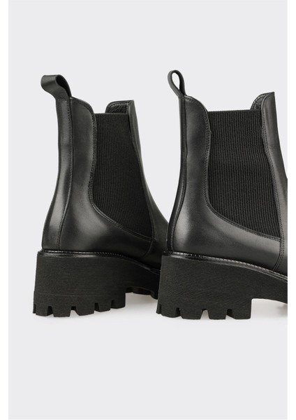 Siyah Deri Kadın Günlük Bot fırsatları