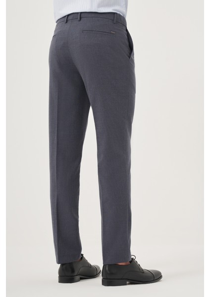 Erkek Lacivert Trend Dynamic Fit Pantolon fırsatları