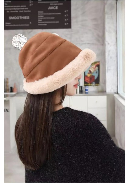 Peluş Kulak Koruyuculu, Başlığı Isıtmalı, Yün Katmanlı, Kalın ve Sevimli Yığın Şapka (Yurt Dışından) modelleri