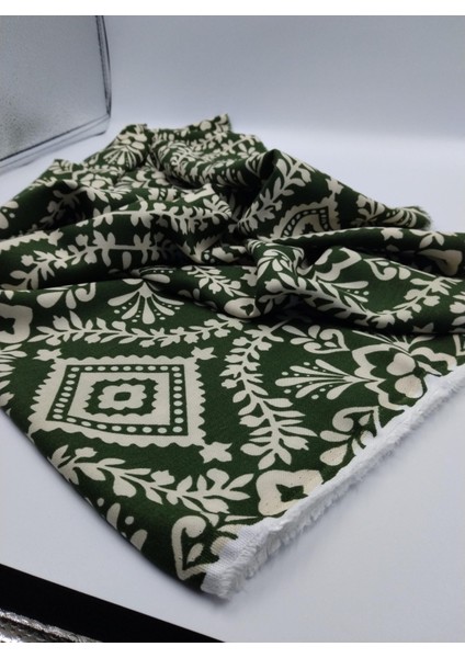 Yeşil Çiçekli Viskoz Pamuk Karışımlı Kumaş – Yumuşak, Dökümlü & Hafif | 150 cm Genişlik – ELNV11 fiyatları