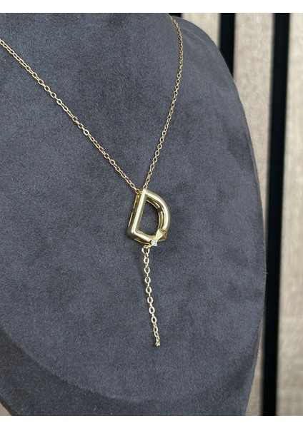 D Harfli Çelik Kolye