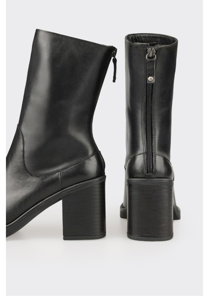 Siyah Deri Kadın Günlük Bot fırsatları