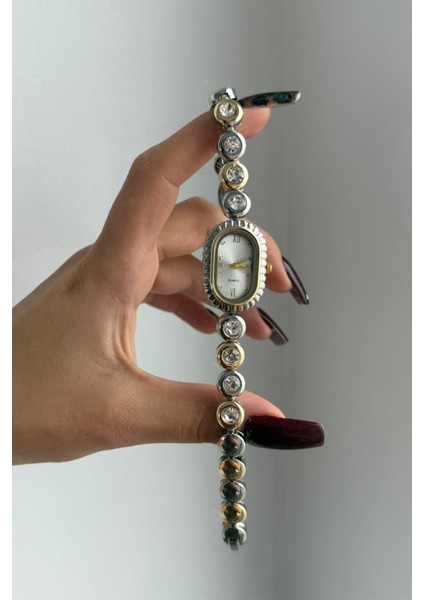 Misse Model Yuvarlak Kristal Taşlı Vintage Iki Renkli Kadın Kol Saati fiyatları