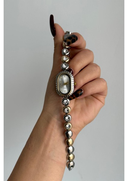 Misse Model Yuvarlak Kristal Taşlı Vintage Iki Renkli Kadın Kol Saati modelleri