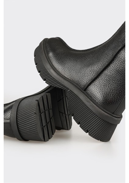 Siyah Deri Kadın Günlük Bot fırsatları