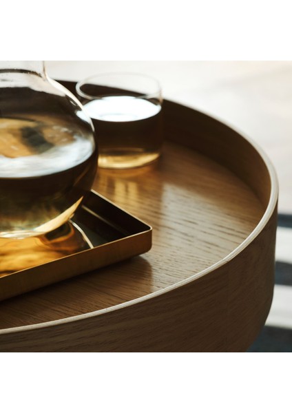 Tekerlekli yan sehpa, meşe kaplama modelleri