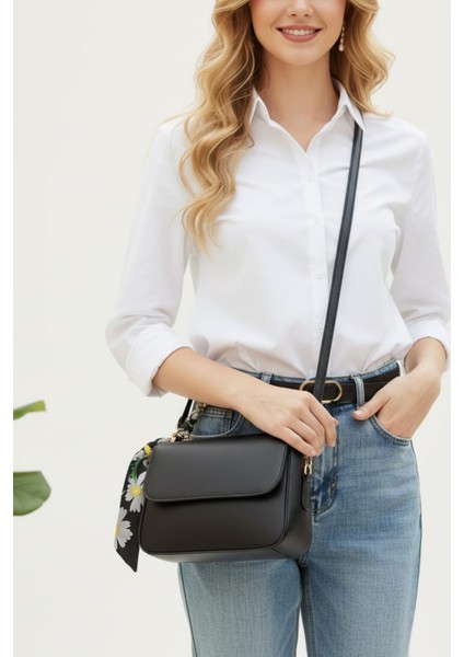 Kadın Siyah Fularlı El Çantası fiyatları