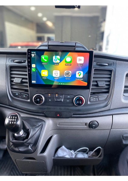 Ford Transıt 2019+ 10" Orj Ekranlı Paket Uyumlu Androıd Multimedya Gerçek 2/32 Kablosuz Carplay Geri Görüş Kameralı modelleri