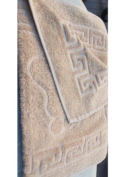 2 Adet Ayak Havlusu 50 x 75 Ebatında