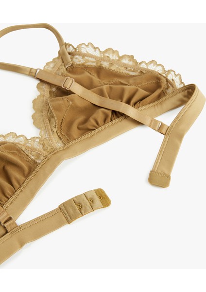 Dantel Detaylı Rahat Kalıp Dolgusuz Balensiz Sütyen modelleri