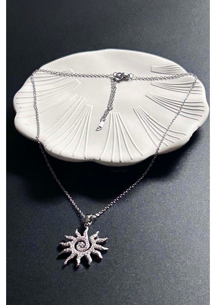 Zirkon Taşlı, Güneş Figürlü Paslanmaz Çelik Kolye 414, Gümüş Renk