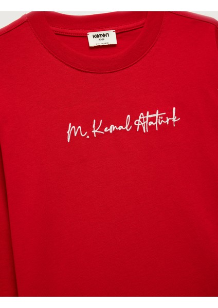 Atatürk Nakışlı Pamuklu Uzun Kollu Bisiklet Yaka Tişört modelleri