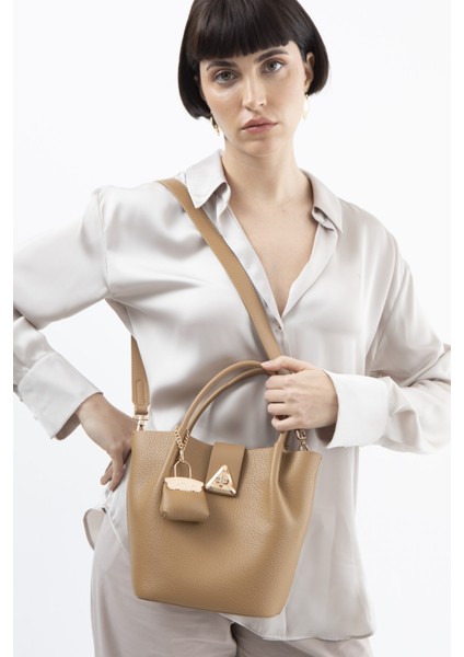 BYN2346 Taba Kadın Kol Çantası fiyatları