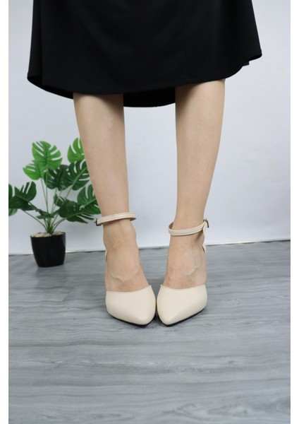 Kadın Karnıyarık Yuvarlak Agız Topuklu Ayakkabı modelleri