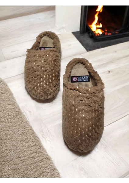 Yumuşak Hafif Sessiz Taban Pırıltılı Peluş Ev Terlik modelleri