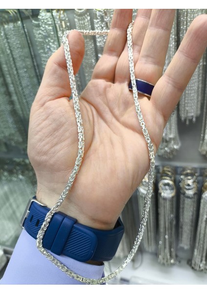 Gümüş Kral Zincir Kolye modelleri