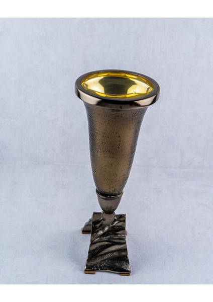 Şık Eskitme Pirinç Konik Küçük Vazo fiyatları