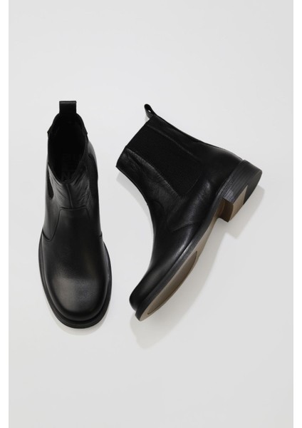 Siyah Deri Kadın Düz Bot 01WV8601 01WV8601