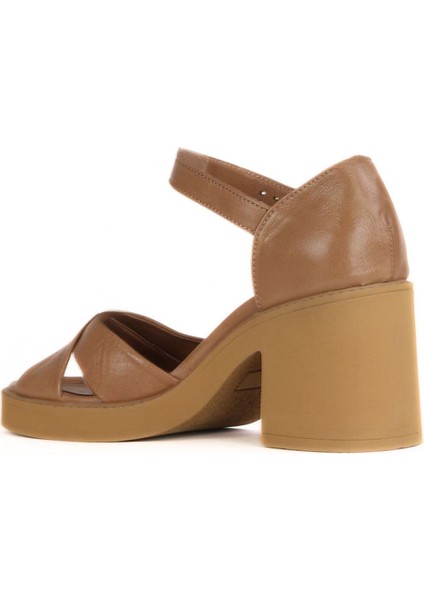Kahverengi Deri Kadın Topuklu Sandalet 01WY12501 01WY12501 fırsatları