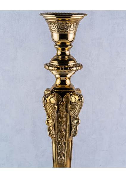 Gold Majestic Medium Candle Holder