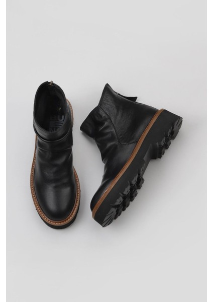 Siyah Deri Kadın Düz Bot 01WV9900 01WV9900