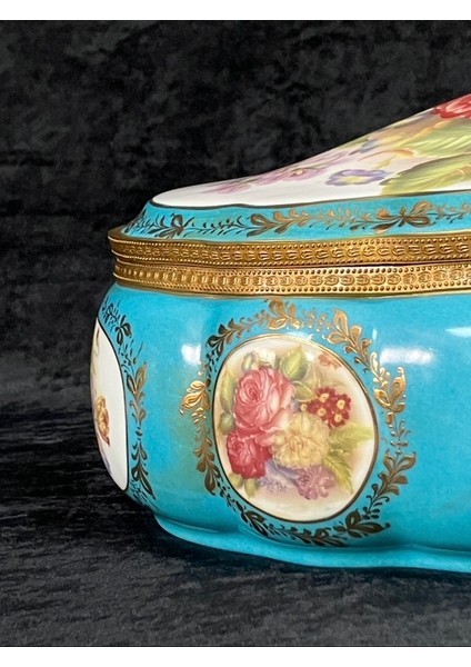 SEVRES Antika Porselen Sandık fırsatları