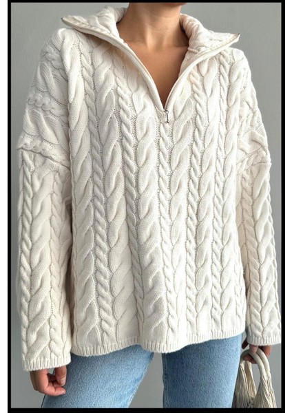 Önü yarım fermuar detaylı, Örgü model kırık beyaz kazak modelleri