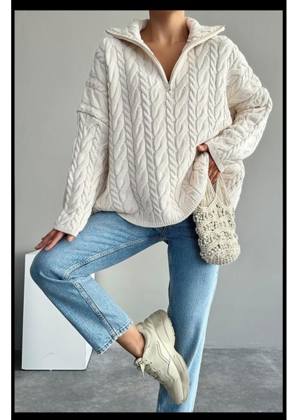 Önü yarım fermuar detaylı, Örgü model kırık beyaz kazak fırsatları