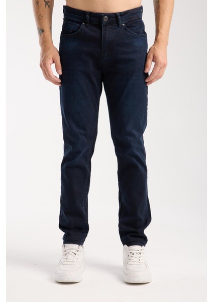 Erkek Slim Fit Esnek Kumaş, %98 Pamuklu Dar Kalıp Jean modelleri