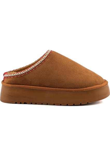 Perth Asimetrik Ağızlı Kadın Nakış Detaylı Kürk Slipper