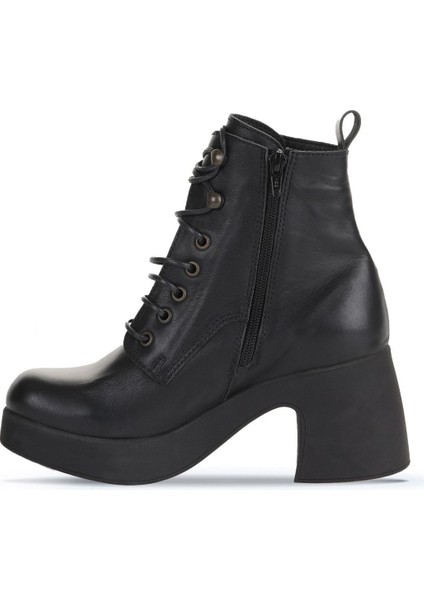 Siyah Deri Kadın Topuklu Bot 01WZ7001 01WZ7001 modelleri