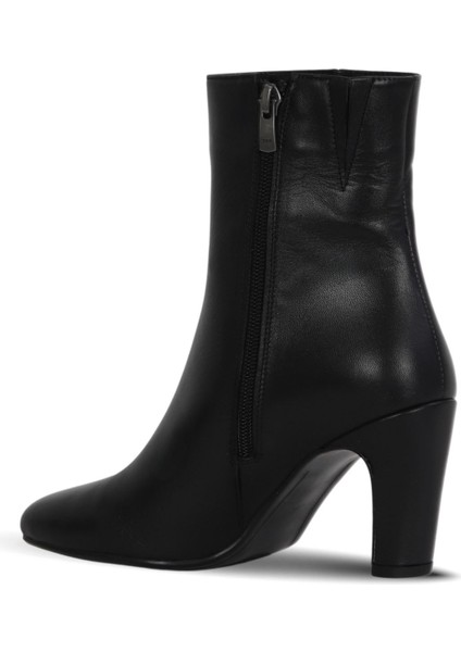 Siyah Deri Kadın Topuklu Bot 39WB2998 39WB2998 fırsatları