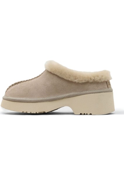 Bej Süet Kadın Az Topuklu Terlik 05AG700 05AG700 modelleri