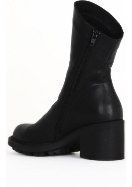 Siyah Deri Kadın Topuklu Bot 01WZ7905 01WZ7905 fırsatları