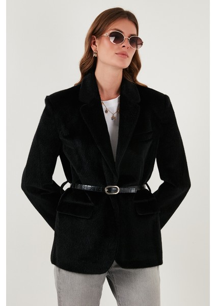 Regular Fit Astarlı Kemer Detaylı Peluş Dokulu Ceket Bayan Ceket 6839490