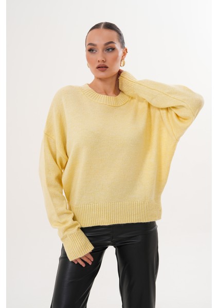 Oversize Bisiklet Yaka Sarı Kazak