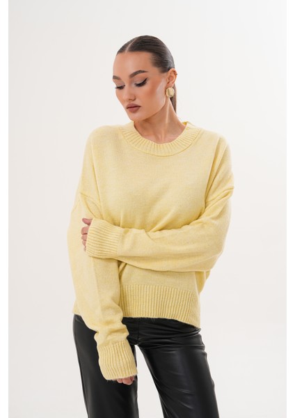 Oversize Bisiklet Yaka Sarı Kazak modelleri