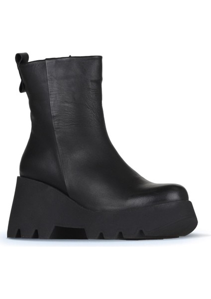Siyah Deri Kadın Dolgu Topuklu Bot 01WZ8404 01WZ8404 fiyatları