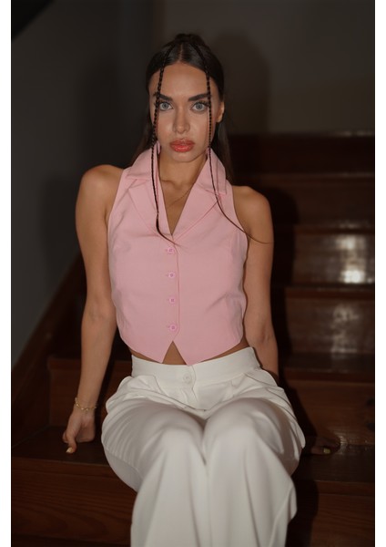 Pembe Sırt Detaylı Yelek